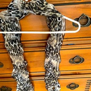 NWT Scarf